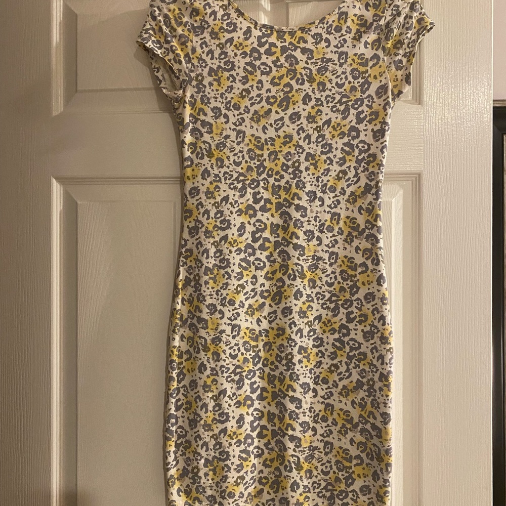 Guess Short Sleeve Low Back Animal Print Dress